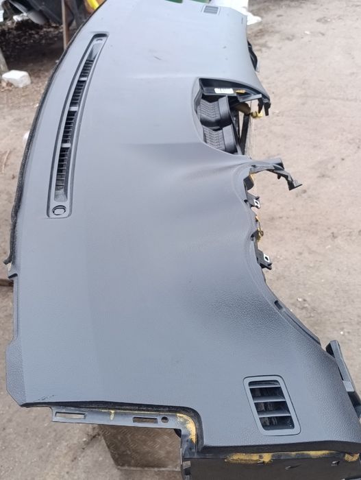 Продам панель Toyota Corolla 2012