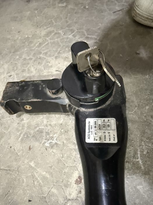 Bola de reboque para sistemas ACS
