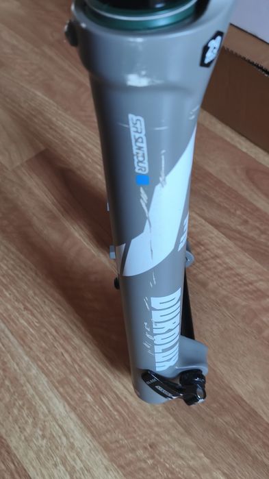 SR Suntour Durolux 38 EQ R2C2 29"