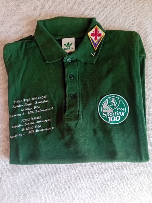 Camisola Sporting, marca adidas, modelo retro, com emblema dos 100 anos 1906-2006, alusiva à antiga parceria com a Fiorentina de Itália, usada uma vez