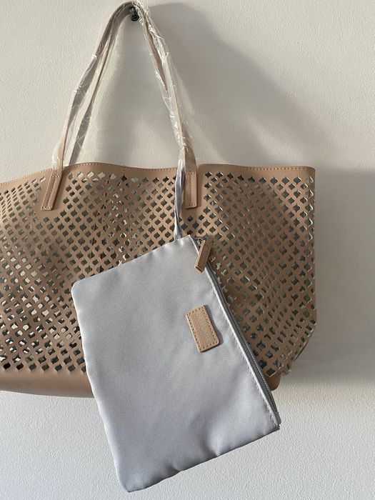 Mala Shopper bege e prateada Oriflame com bolsinha