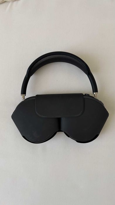 Apple AirPods Max USB‑C (Midnight) — In Warranty, Like New