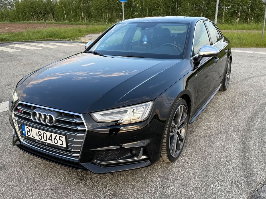Audi S4 Limousine