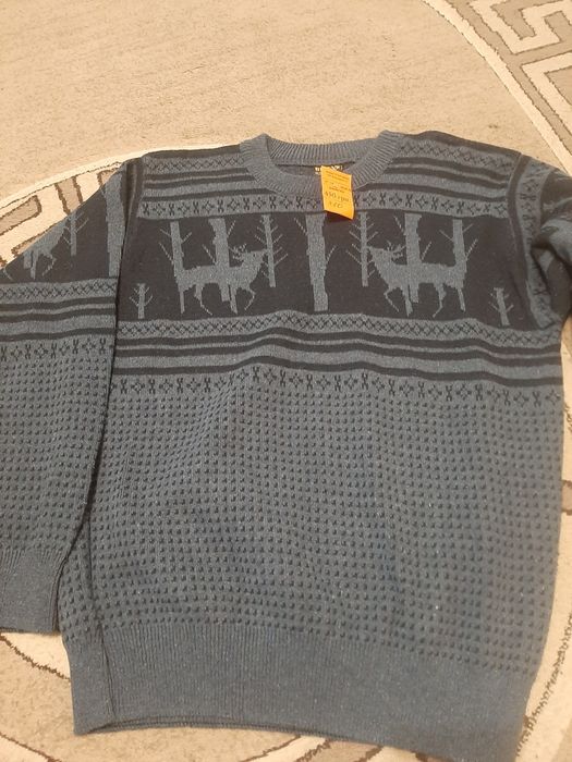 Продам свитера и кофты