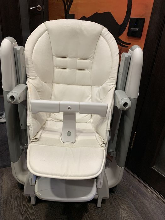 Стільчик Tatamia від Peg-Perego i