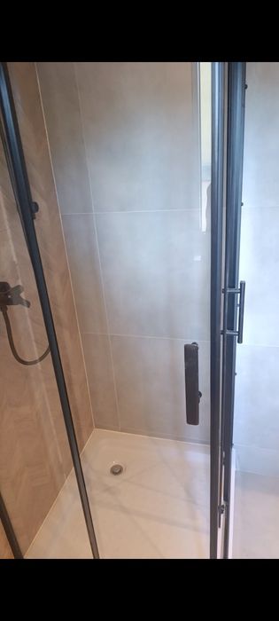 Kabina prysznicowa z brodzikiem 80x80