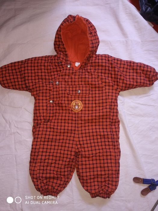 Продам детский комбинезон