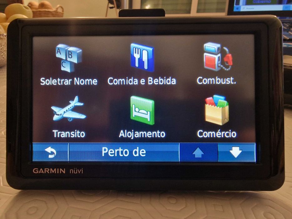 Vendo GPS Garmin Nuvi 1490 Bluetooth  ( 50.00 Euros )