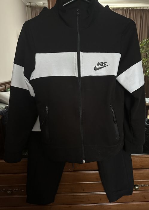 Спортивний костюм на хлопця