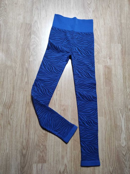 Sinsay legginsy dla nastolatki w idealnym stanie