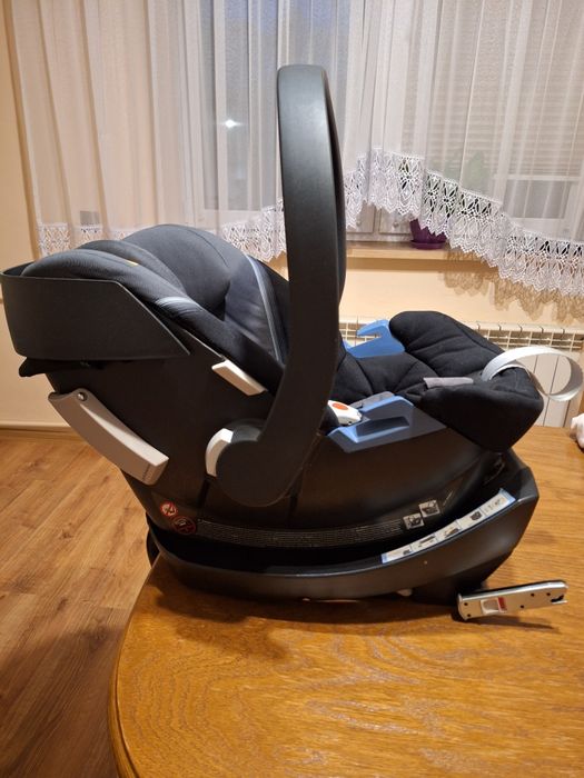 Cybex aton5 z baza aton base 2-fix