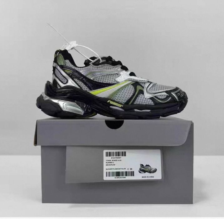 Balenciaga runner 2