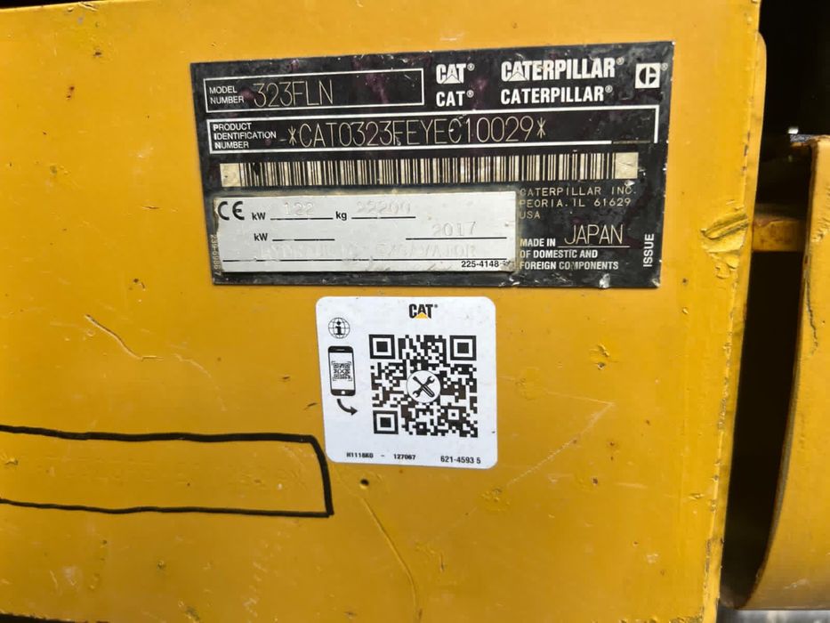 CAT323F giratoria