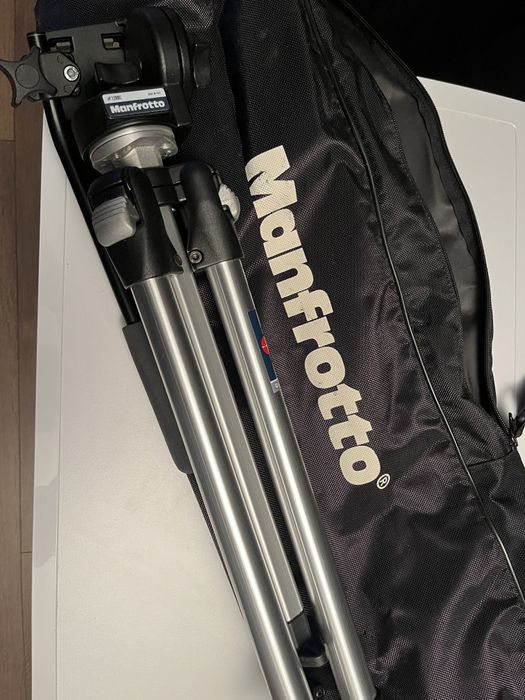 Profesjonalny statyw do kamery video Manfrotto model 190D