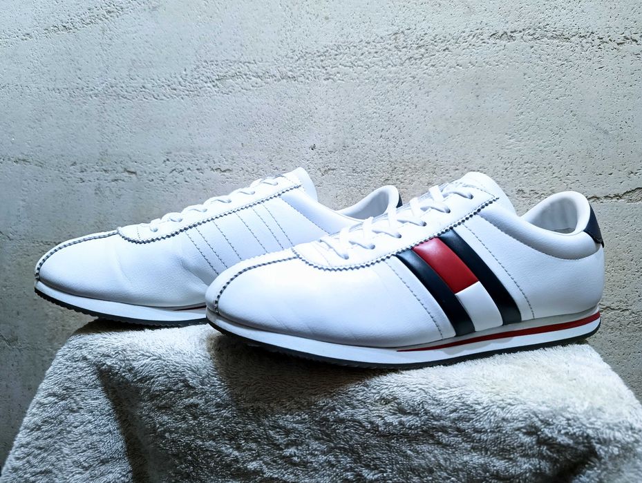 Męskie sneakersy TOMMY HILFIGER RETRO FLAG SNEAKER r.45 skóra stan bardzo dobry
