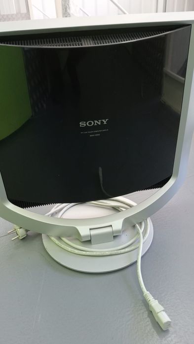 Monitor de Computador 19 polegadas — Sony SDM-HS93446442643139471362