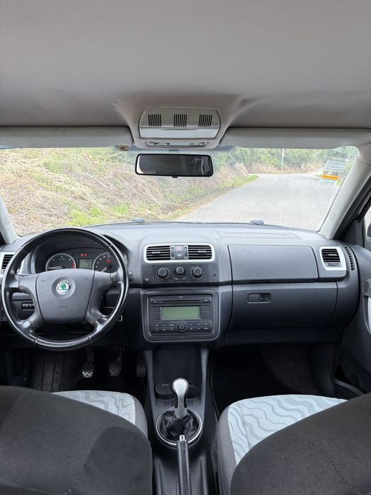 Skoda Fabia 1.4 tdi de 2008 com 240 mil kms
