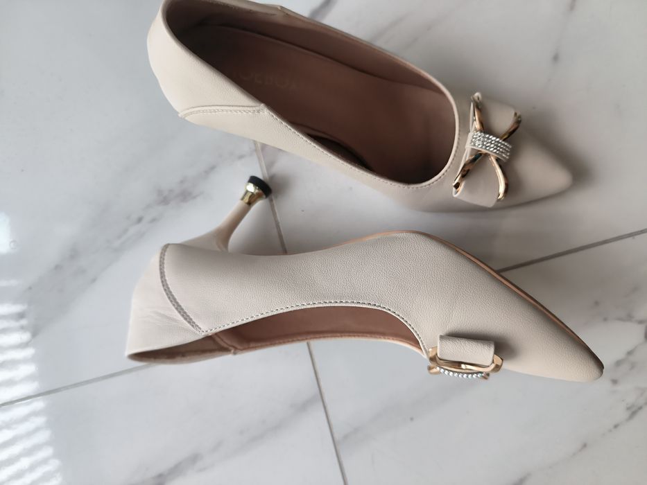 Sapatos de senhora 37 (Novos)