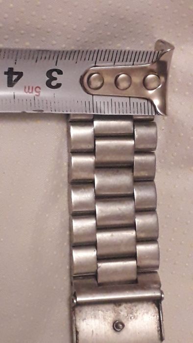 Металлический ремешок для часов