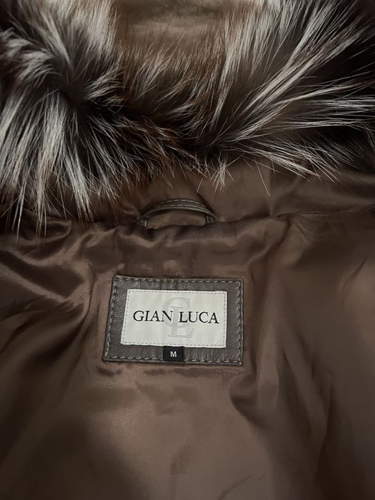 Kożuch z wełnianym rekawem i futrem z lisa