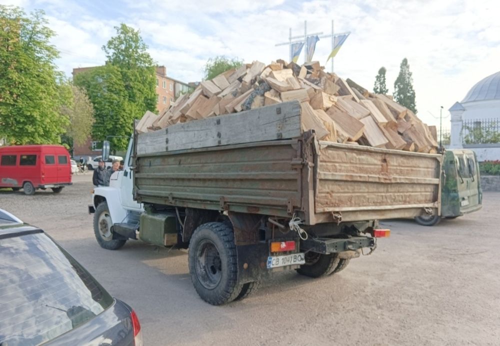 Дрова колоті дуб ясен сосна береза