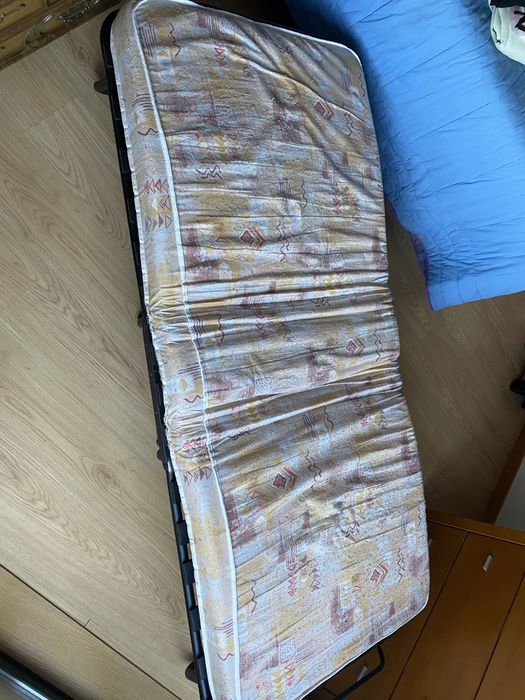 Cama Dobravel com Colchao