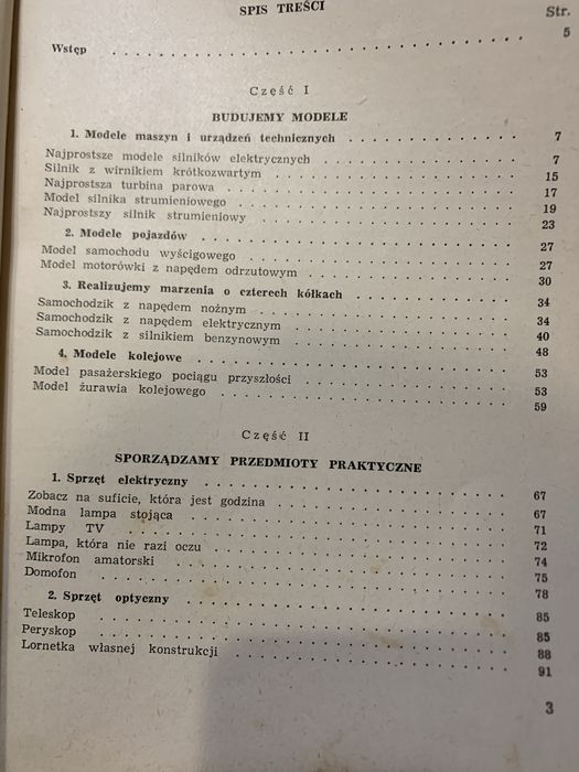 Stare ksiazki podreczniki  gazety z prl Mlody Konstruktor 2 szt zestaw