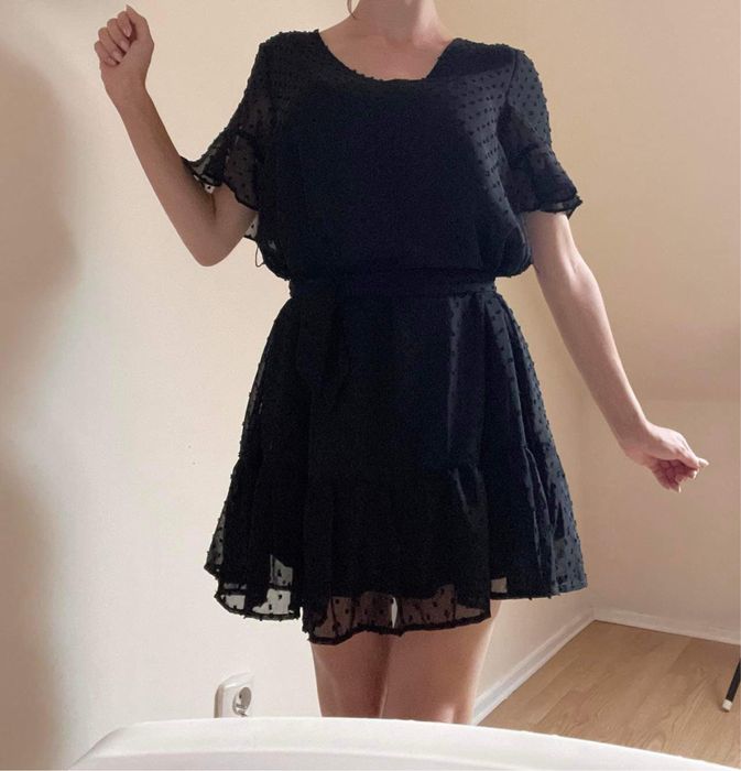 Sukienka koktajlowa czarna