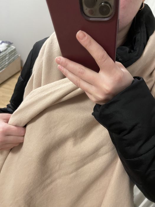 Шарф “Reserved” новий