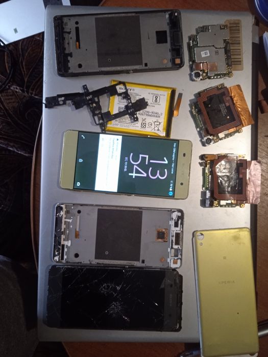 Sony xperia      f3112 f3113