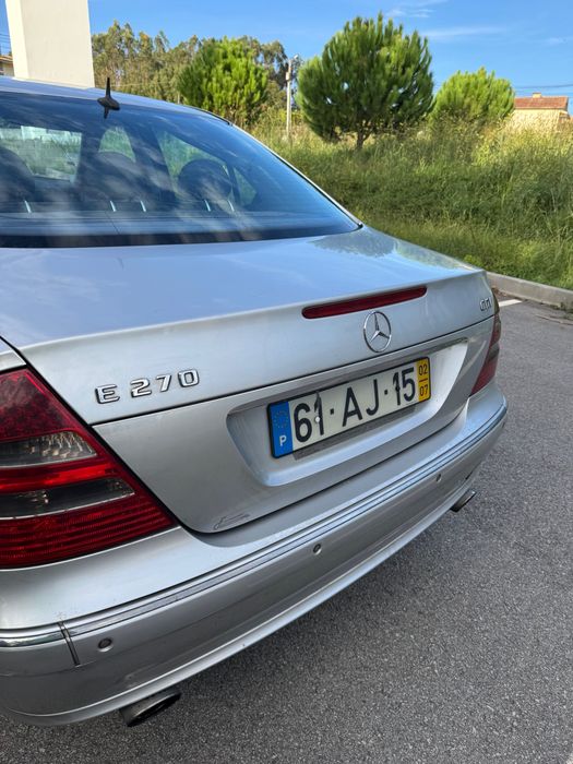 2002 Mercedes-Benz E270 CDI