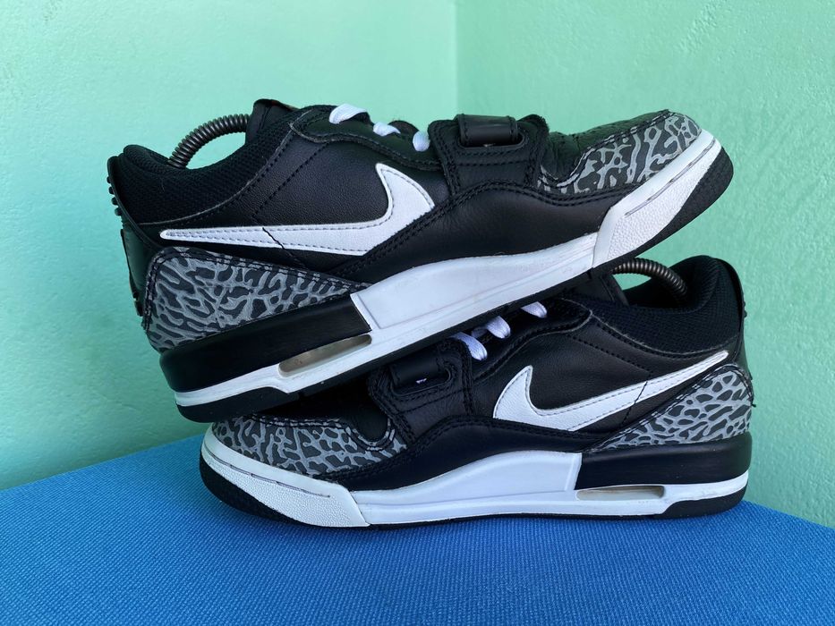 Кросівки Jordan Legacy 312