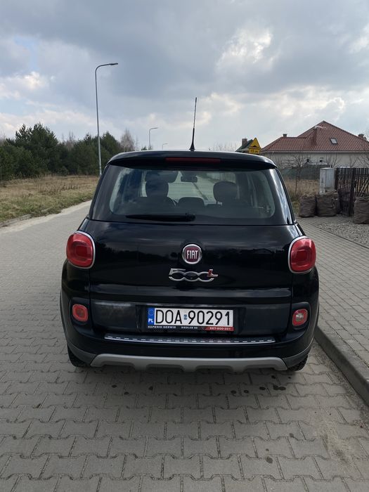 Fiat 500L samochód osobowy