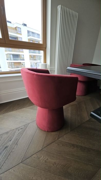 Piękne krzesła bordo welur - marki LECTUS