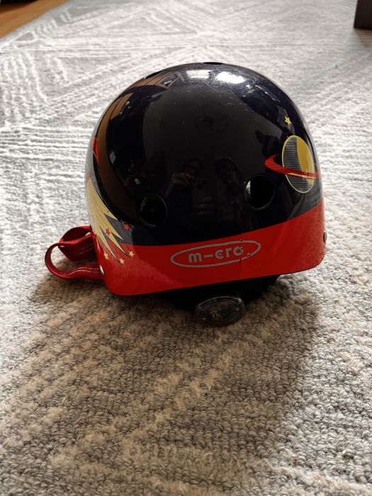 Kask micro rozmiar S z lampką