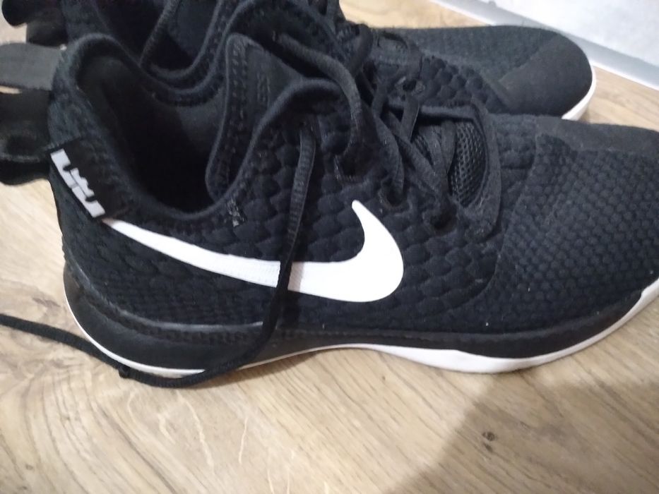 Buty NIKE rozmiar 41