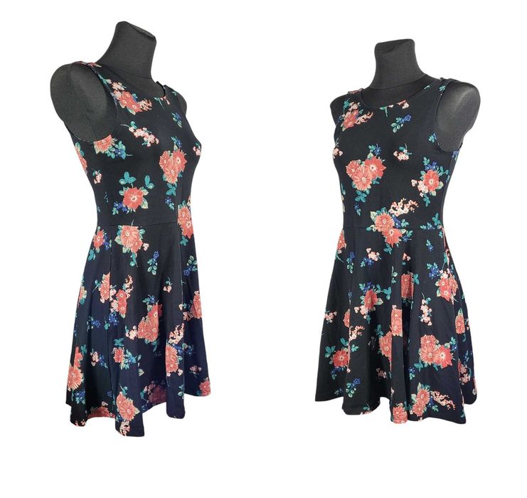 Czarna rozkloszowana sukienka 38,M Clockhouse C&A wzór kwiaty lato