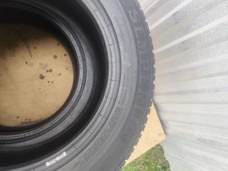 SEMPERIT 215/65r16 , зима
