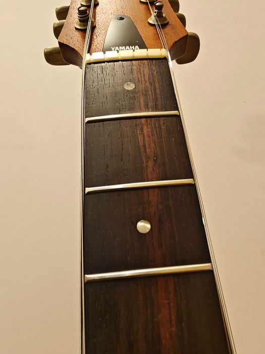 Yamaha SG 30. Japonia. 1973 rok