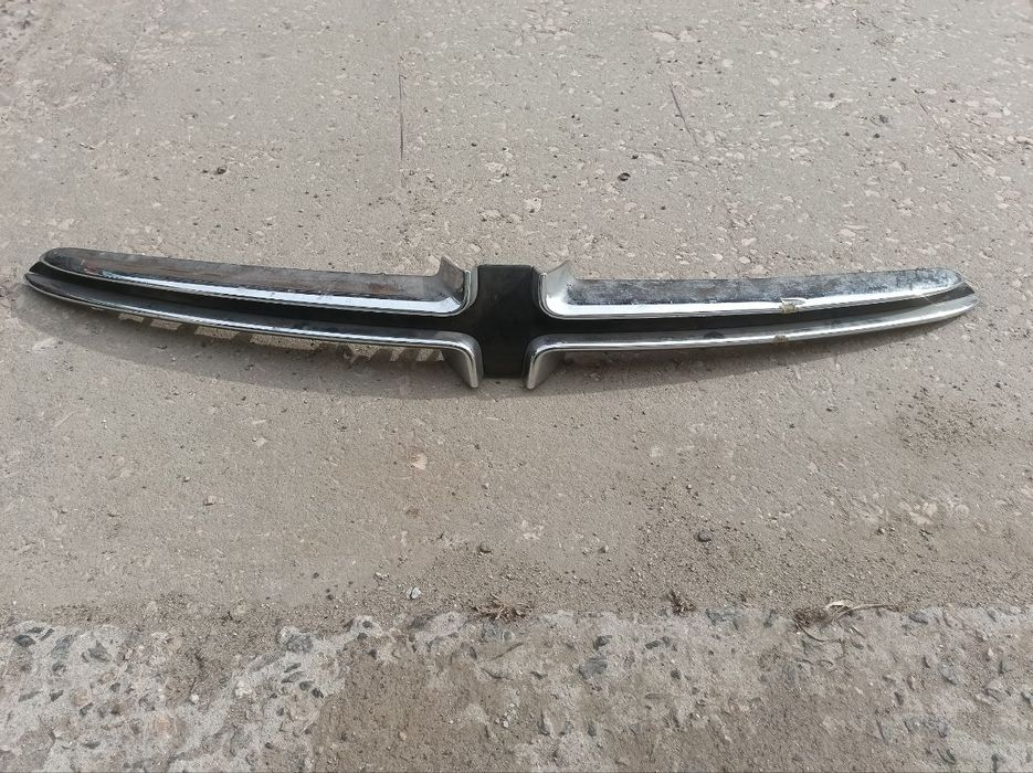 Додж дарт решетка радиатора