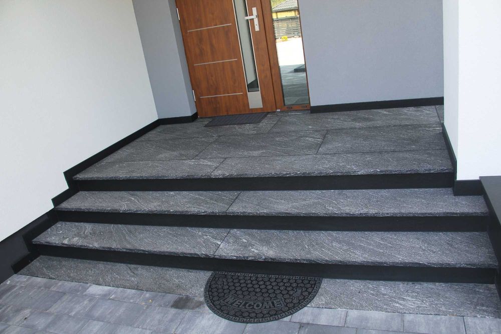 schody wewnętrzne  granitowe konglomerat blat zewnętrzne kamienia