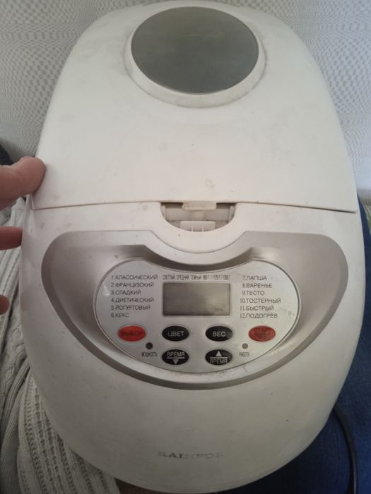 Продам хлебопечку