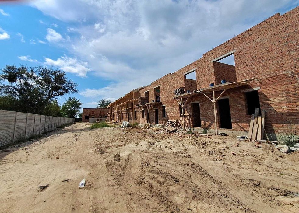 Продається туанхаус в Якушинцях