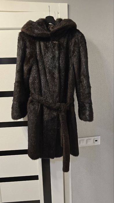 Продам Шубу из Нутрии