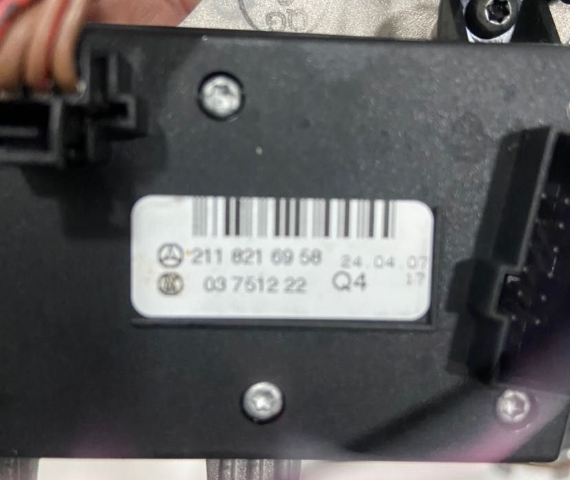 Moldura manete de velocidades Mercedes W211
