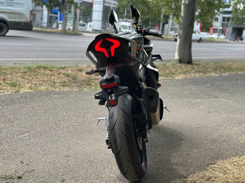 Мотоцикл CFMOTO 450SR