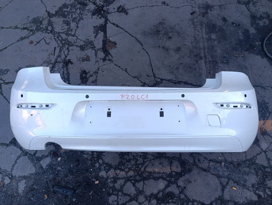 BMW F20 lift zderzak tył pdc