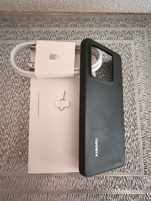 Xiaomi 14T  com 12GB de  RAM e 256 GB de memoria