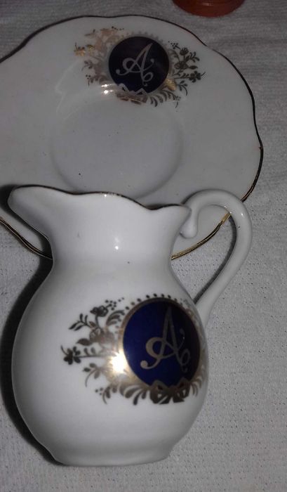 Miniaturas em Porcelana