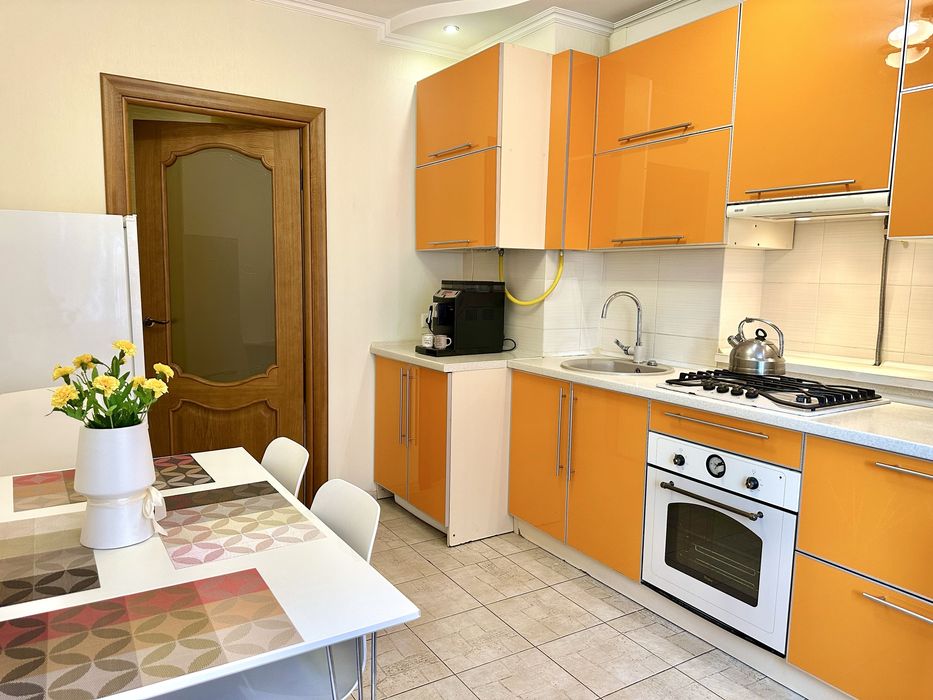 NAVIT 2-х кімн.люкс апартаменти з кавомашиною в центрі міста.Лебединка